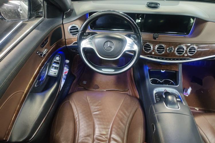 Used Mercedes-Benz S-Class 2014 S 400 L Prestige Edition Steering Wheel