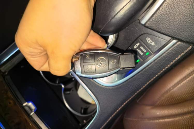 Used Mercedes-Benz S-Class 2014 S 400 L Prestige Edition Vehicle Key