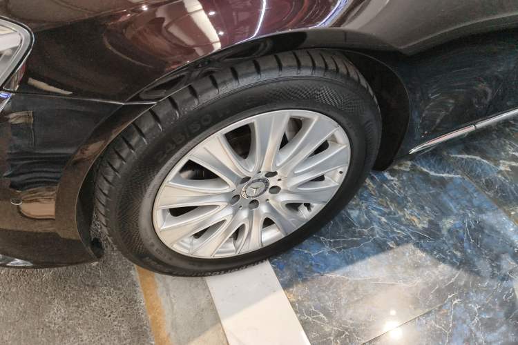 Used Mercedes-Benz S-Class 2014 S 320 L Business Model Exterior 3