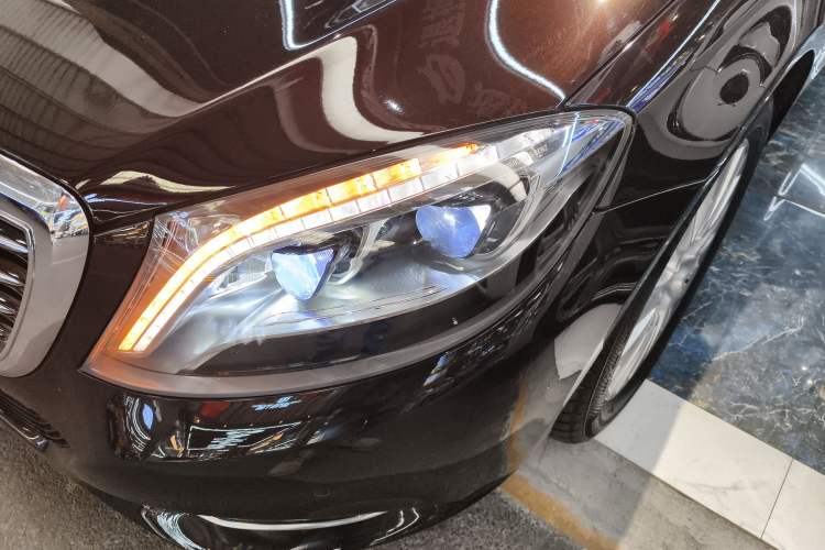 Used Mercedes-Benz S-Class 2014 S 320 L Business Model Left Front Headlight