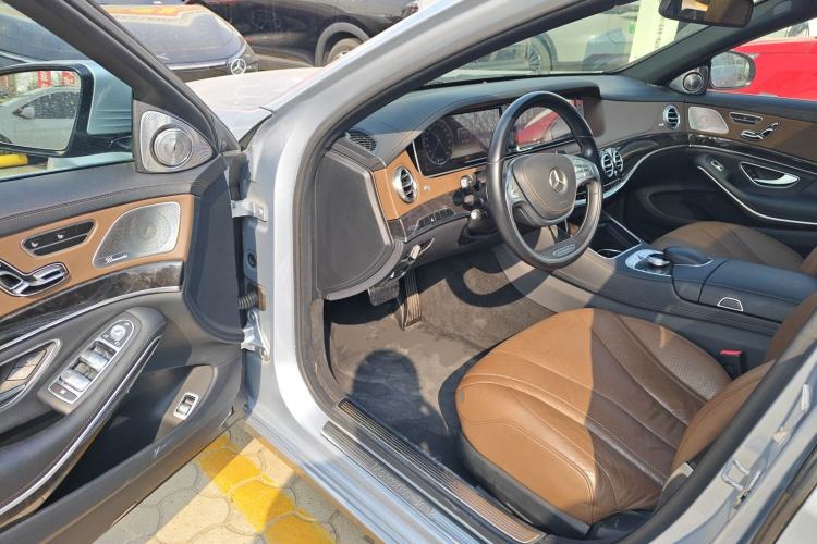Used Mercedes-Benz S-Class 2014 S 400 L Prestige Edition Driver Seat