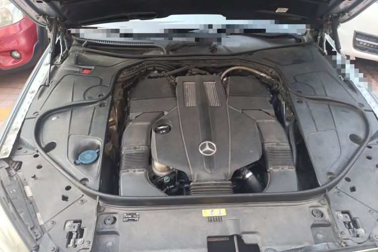 Used Mercedes-Benz S-Class 2014 S 320 L Luxury Model Engine Bay
