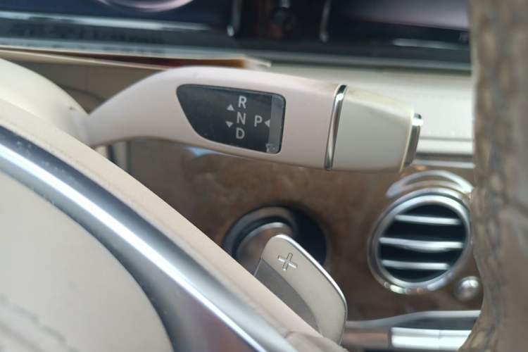 Used Mercedes-Benz S-Class 2014 S 320 L Luxury Model Gear Lever