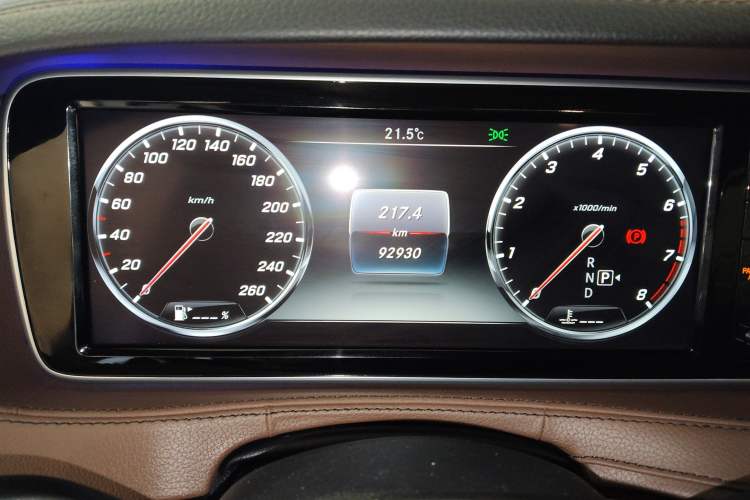 Used Mercedes-Benz S-Class 2014 S 320 L Business Model Instrument Cluster