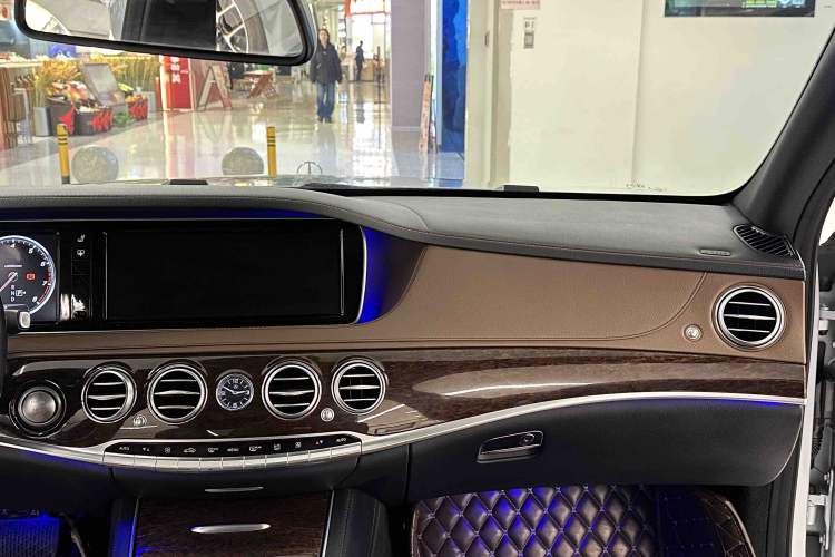 Used Mercedes-Benz S-Class 2014 S 320 L Business Model Interior 12