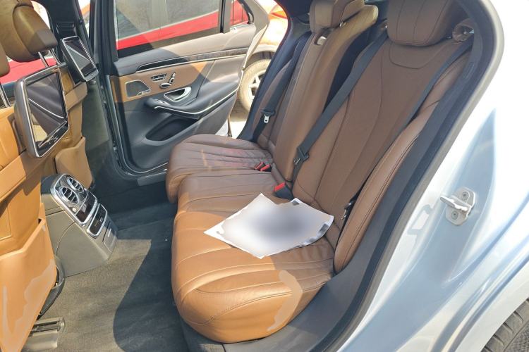 Used Mercedes-Benz S-Class 2014 S 400 L Prestige Edition Left Rear Seat