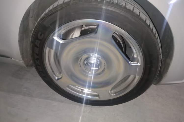 Used Mercedes-Benz S-Class 2014 S 320 L Business Model Right Front Wheel Hub