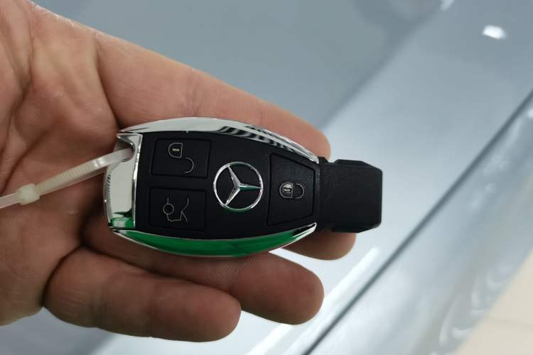 Used Mercedes-Benz S-Class 2014 S 320 L Business Model Vehicle Key
