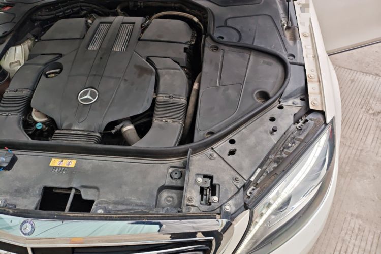 Used Mercedes-Benz S-Class 2014 S 320 L Luxury Model Engine Bay Left