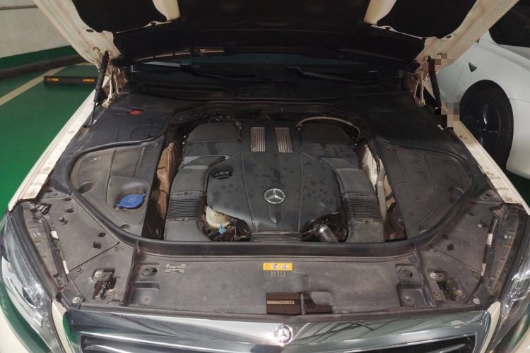 Used Mercedes-Benz S-Class 2014 S 400 L Prestige Edition Engine Bay