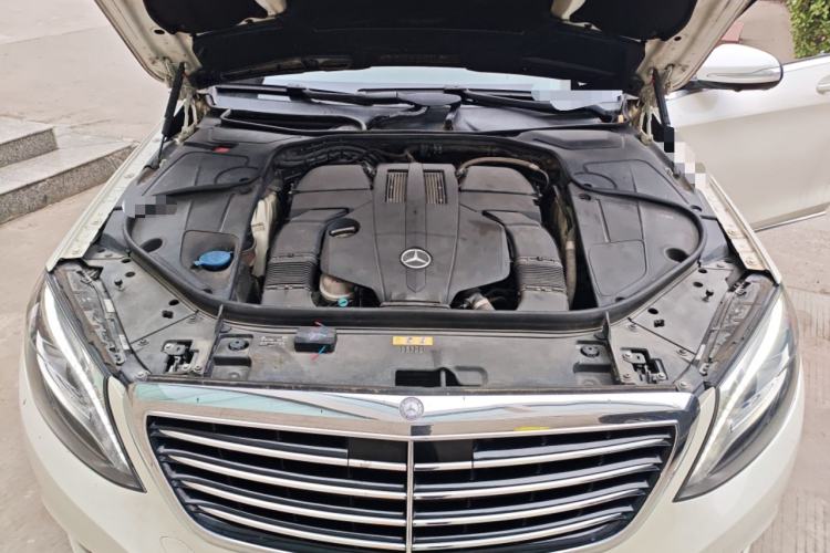Used Mercedes-Benz S-Class 2014 S 320 L Luxury Model Engine Bay
