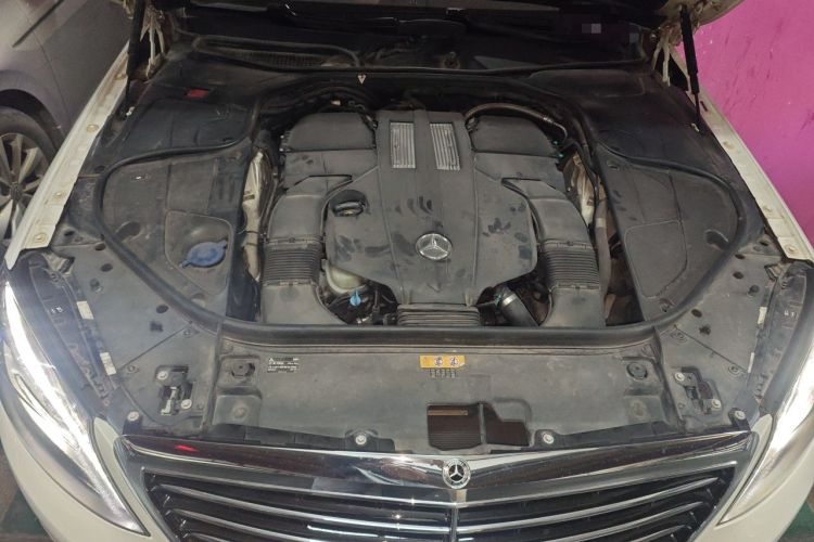 Used Mercedes-Benz S-Class 2014 S 400 L Prestige Edition Engine Bay