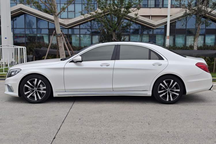 Used Mercedes-Benz S-Class 2014 S 400 L Luxury Model Exterior 6