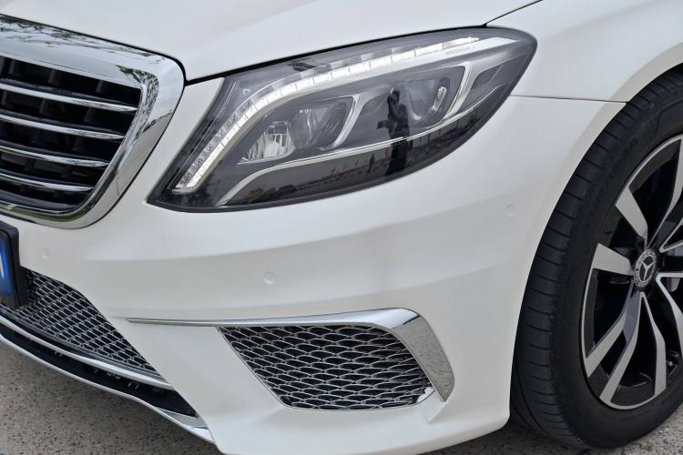 Used Mercedes-Benz S-Class 2014 S 400 L Luxury Model Exterior 9