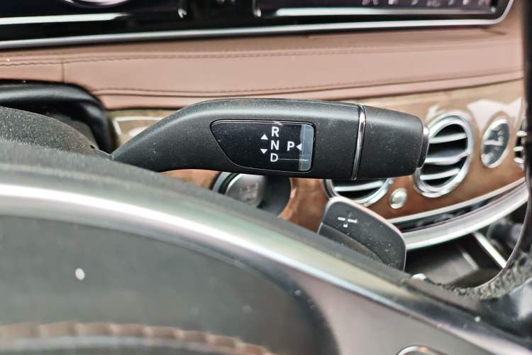 Used Mercedes-Benz S-Class 2014 S 320 L Luxury Model Gear Lever
