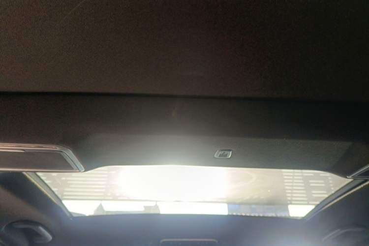 Used Mercedes-Benz S-Class 2014 S 320 L Business Model Headliner