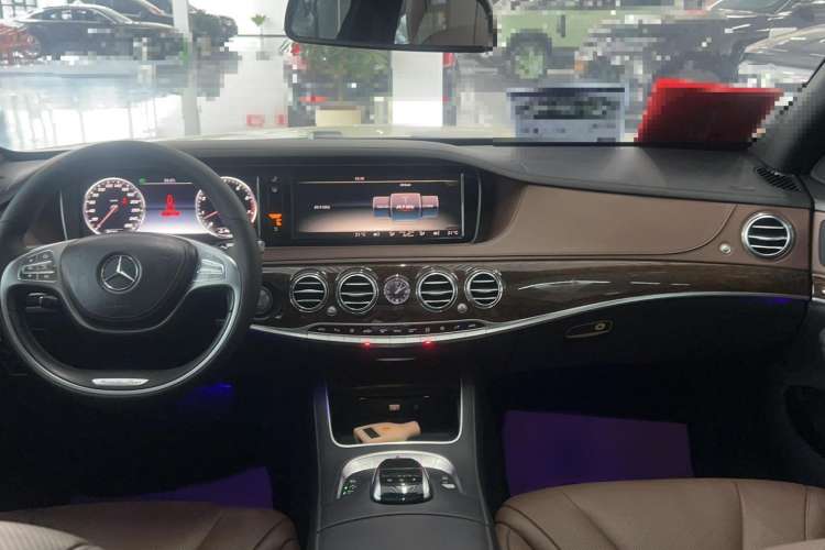 Used Mercedes-Benz S-Class 2014 S 320 L Business Model Interior 2