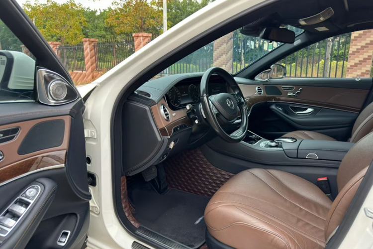Used Mercedes-Benz S-Class 2014 S 320 L Business Model Interior 2