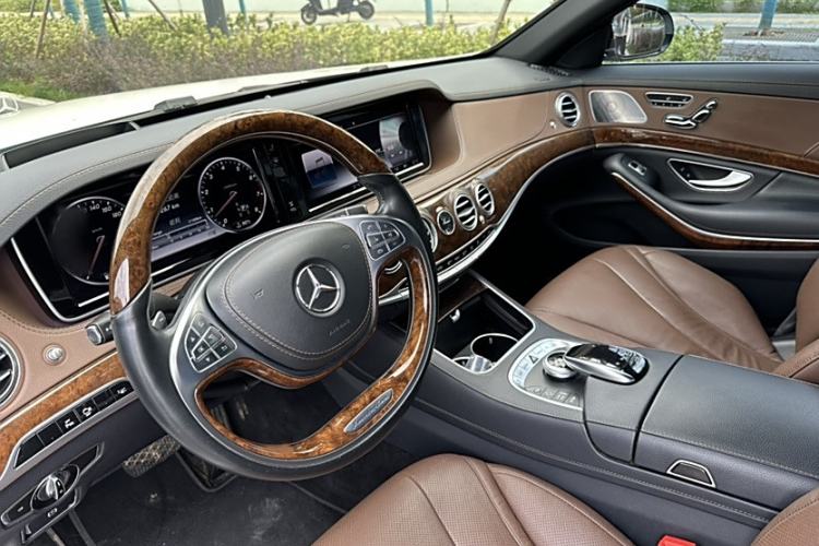 Used Mercedes-Benz S-Class 2014 S 400 L Luxury Model Interior 3