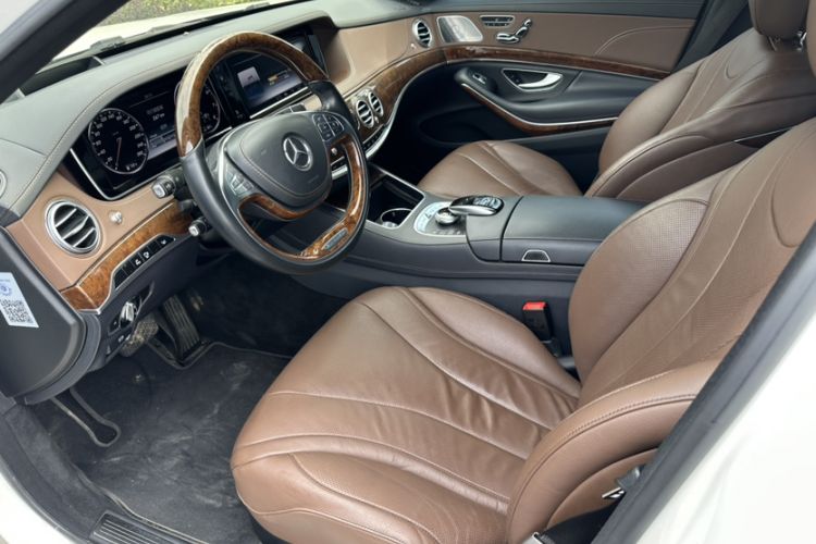 Used Mercedes-Benz S-Class 2014 S 400 L Luxury Model Interior 5