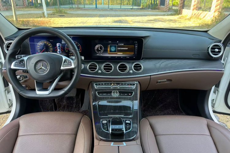 Used Mercedes-Benz S-Class 2014 S 320 L Business Model Interior 7