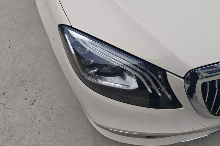 Used Mercedes-Benz S-Class 2014 S 320 L Luxury Model Right Front Headlight