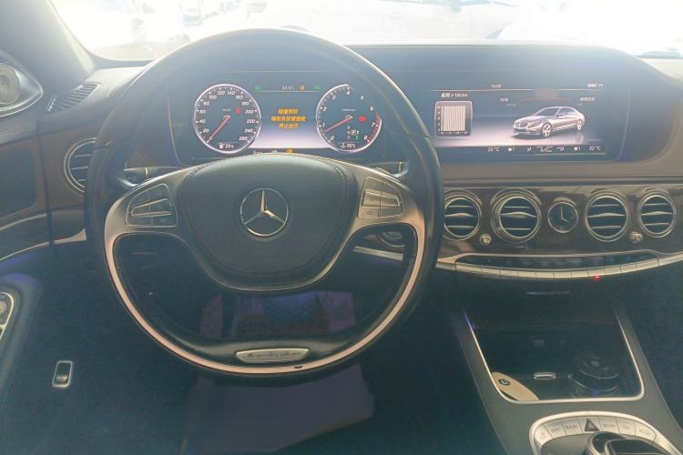 Used Mercedes-Benz S-Class 2014 S 320 L Business Model Steering Wheel