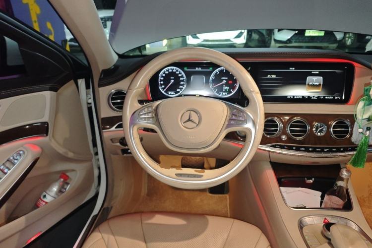 Used Mercedes-Benz S-Class 2014 S 400 L Prestige Edition Steering Wheel