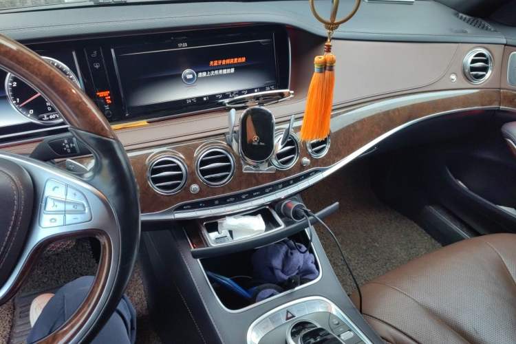 Used Mercedes-Benz S-Class 2015 S 400 L 4MATIC Audio And AC Panel