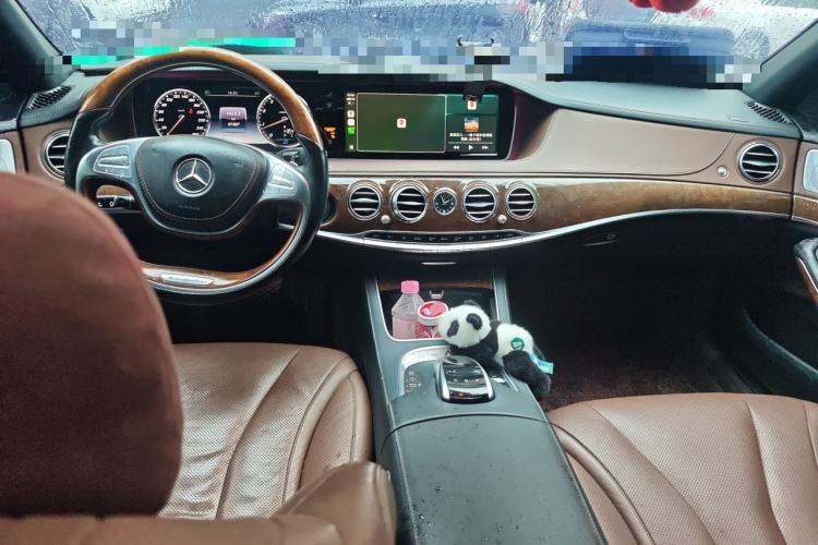 Used Mercedes-Benz S-Class 2015 S 400 L 4MATIC Center Console