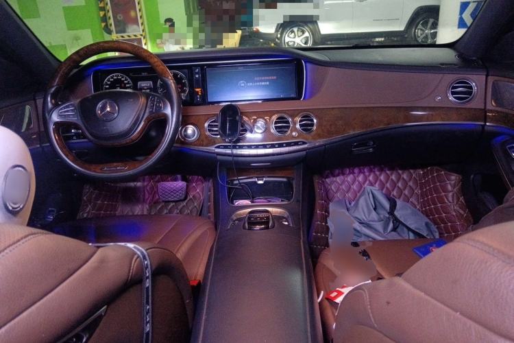 Used Mercedes-Benz S-Class 2015 S 400 L 4MATIC Center Console