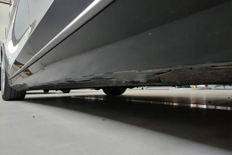 Used Mercedes-Benz S-Class 2015 S 400 L 4MATIC Chassis Rear Left