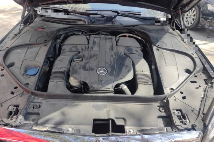 Used Mercedes-Benz S-Class 2015 S 400 L 4MATIC Engine Bay
