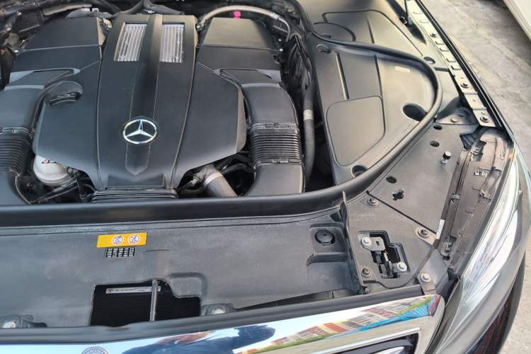 Used Mercedes-Benz S-Class 2015 S 400 L 4MATIC Engine Bay Left