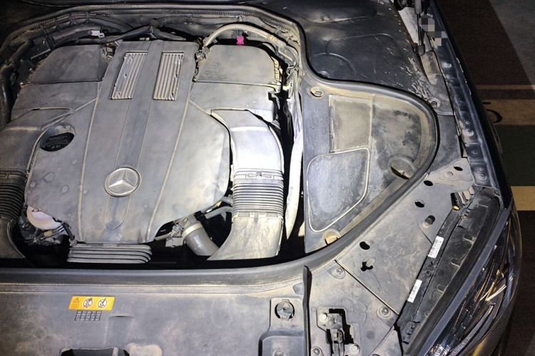 Used Mercedes-Benz S-Class 2015 S 400 L 4MATIC Engine Bay Left