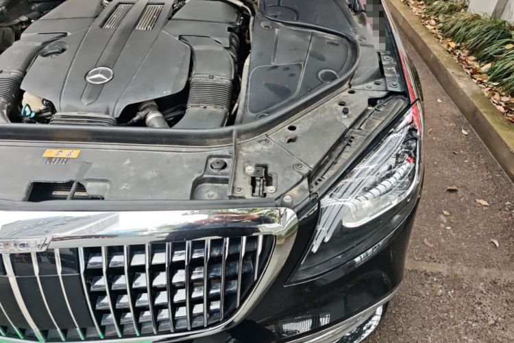 Used Mercedes-Benz S-Class 2015 S 400 L Engine Bay Left