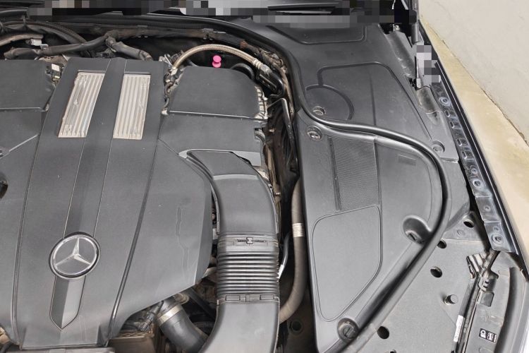 Used Mercedes-Benz S-Class 2015 S 400 L 4MATIC Engine Bay Left