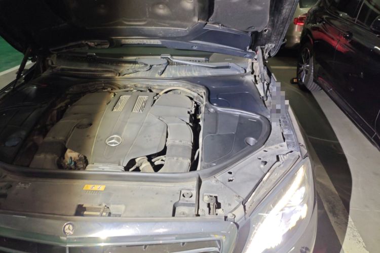 Used Mercedes-Benz S-Class 2015 S 400 L Engine Bay Left