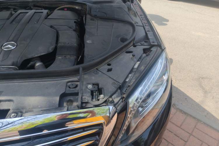 Used Mercedes-Benz S-Class 2015 S 400 L 4MATIC Engine Bay Left