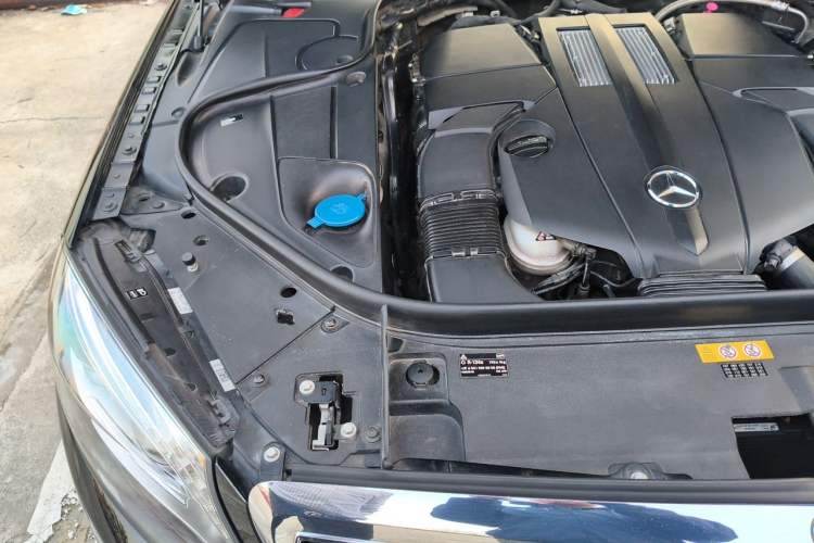 Used Mercedes-Benz S-Class 2015 S 400 L 4MATIC Engine Bay Right
