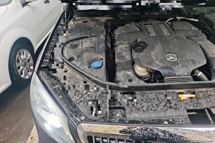 Used Mercedes-Benz S-Class 2015 S 400 L 4MATIC Engine Bay Right