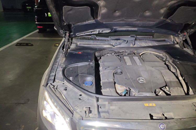 Used Mercedes-Benz S-Class 2015 S 400 L Engine Bay Right