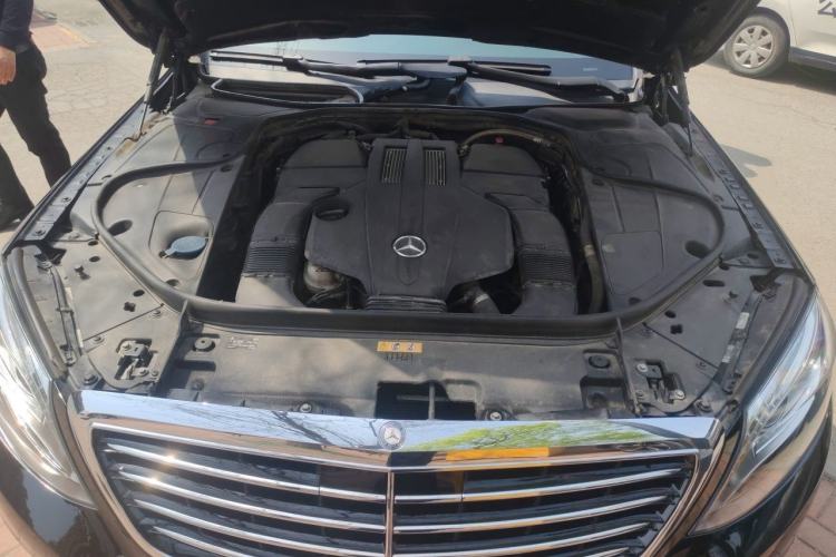 Used Mercedes-Benz S-Class 2015 S 400 L 4MATIC Engine Bay