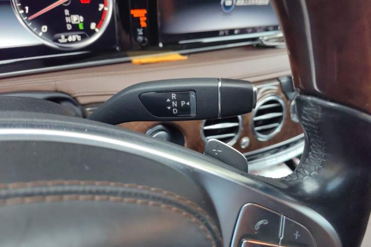 Used Mercedes-Benz S-Class 2015 S 400 L 4MATIC Gear Lever