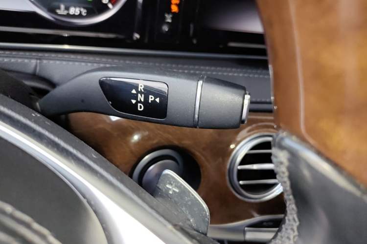 Used Mercedes-Benz S-Class 2015 S 400 L 4MATIC Gear Lever