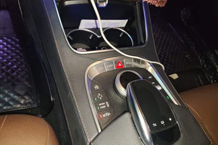Used Mercedes-Benz S-Class 2015 S 400 L Gear Lever