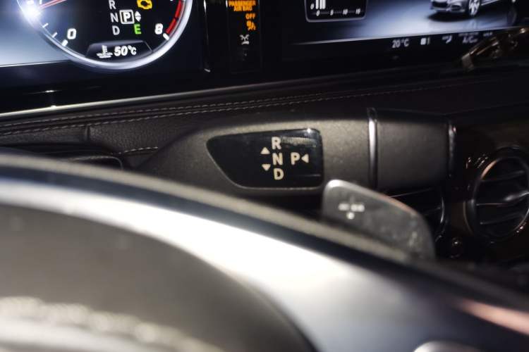 Used Mercedes-Benz S-Class 2015 S 400 L 4MATIC Gear Lever