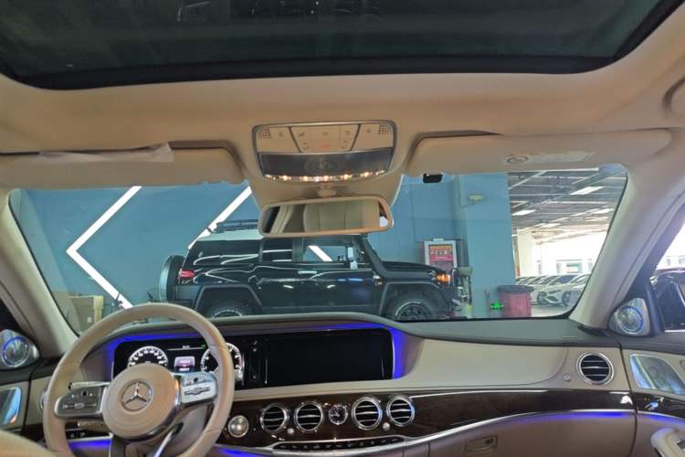 Used Mercedes-Benz S-Class 2015 S 400 L Headliner
