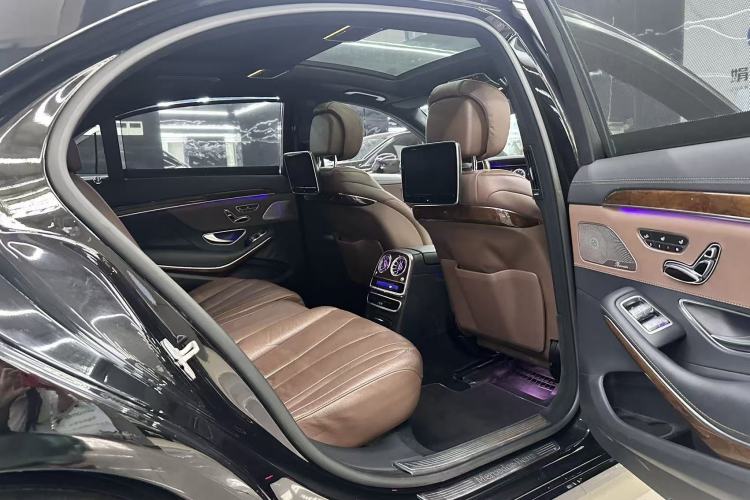 Used Mercedes-Benz S-Class 2015 S 400 L 4MATIC Interior 8