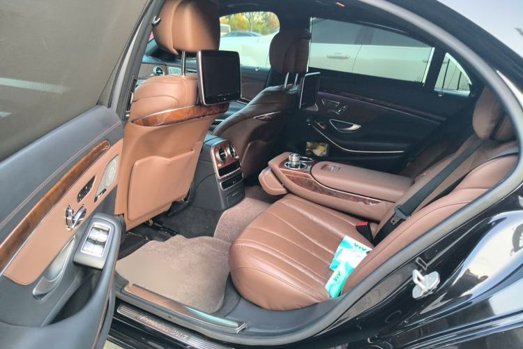 Used Mercedes-Benz S-Class 2015 S 400 L 4MATIC Left Rear Seat